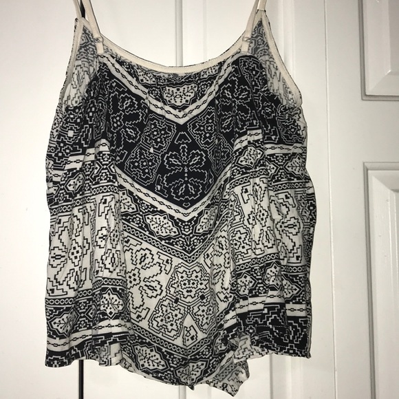 Kohl’s Tank Top - Picture 2 of 2